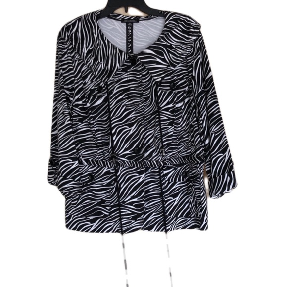 Notations Tops - Zebra Print Women’s Top XL
